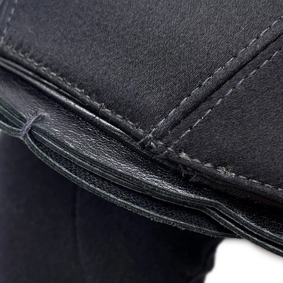 CHANEL Camellia ChainPochette Satin/Leather Black - Picture 4 of 15